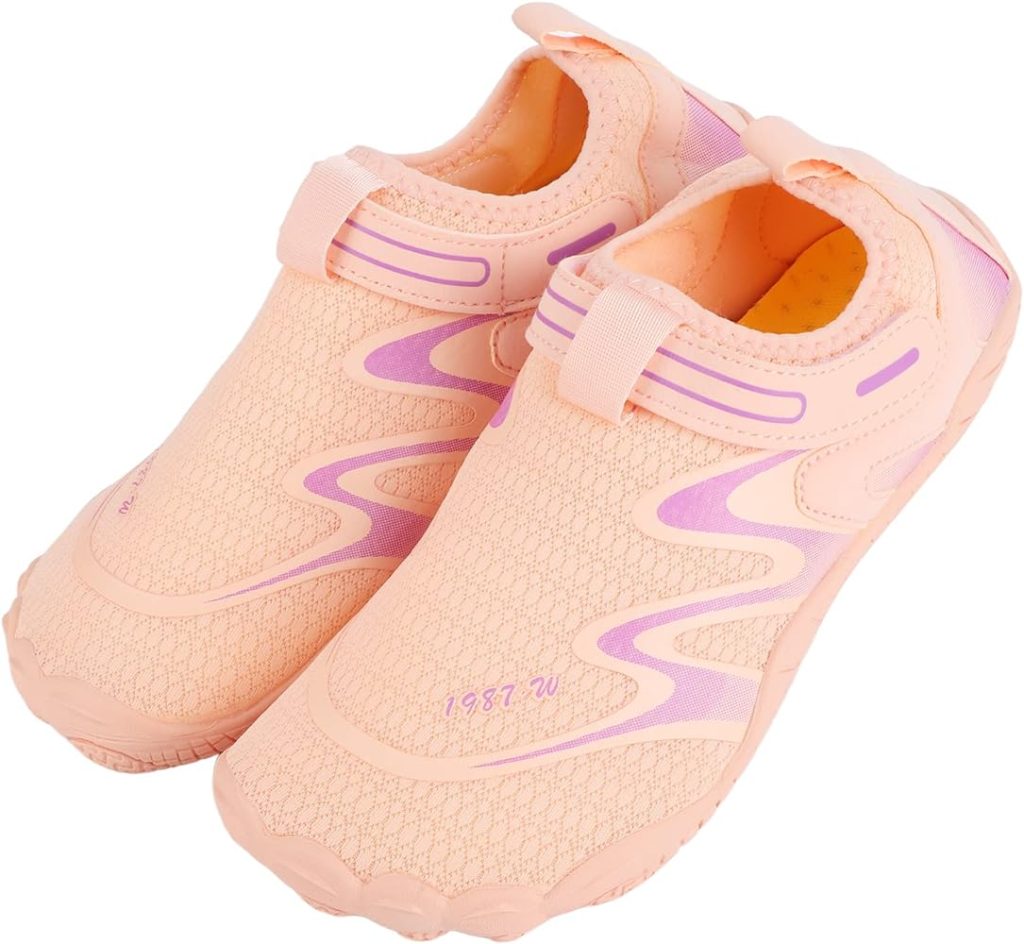 Choose Non-Skid Shoes for Waterparks